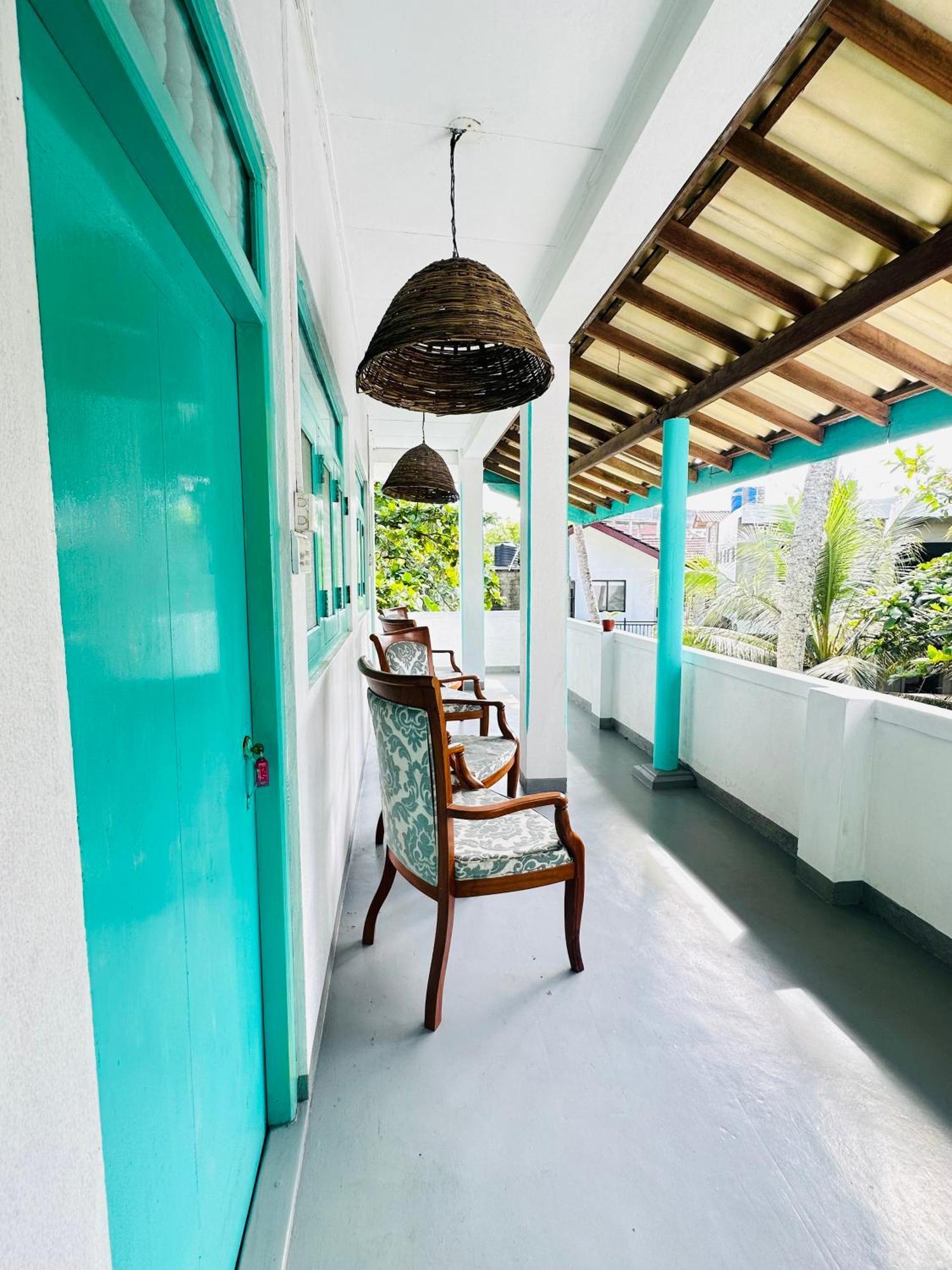 Villa 47 Хикадува Екстериор снимка