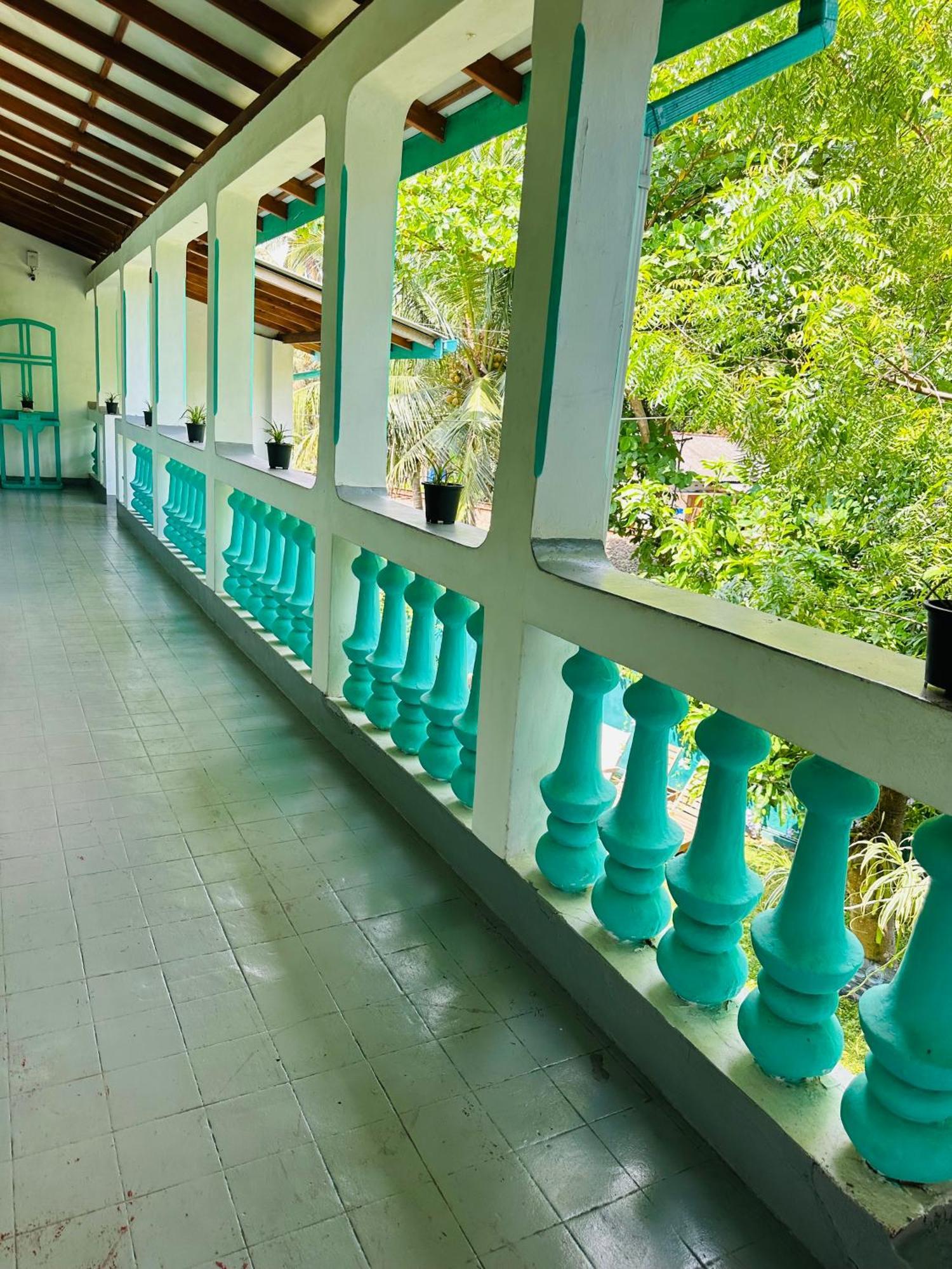 Villa 47 Хикадува Екстериор снимка