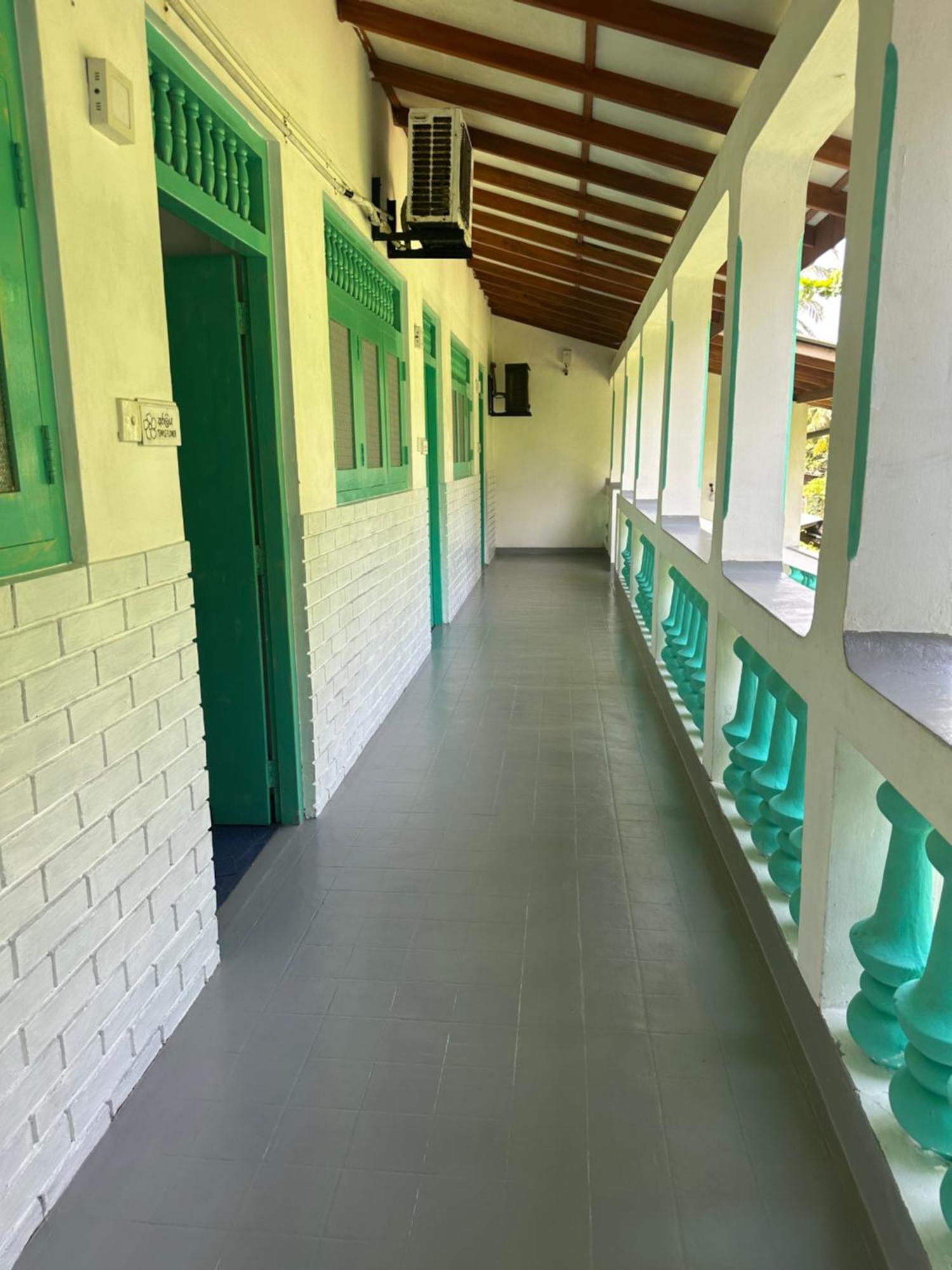Villa 47 Хикадува Екстериор снимка